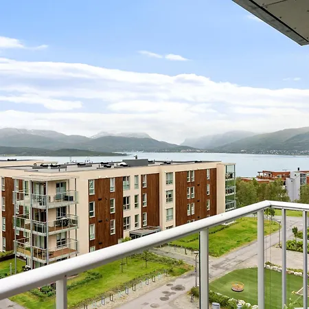 Apartment With Stunning View *