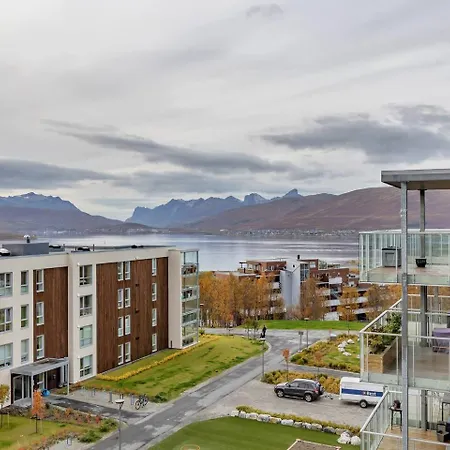 With Stunning View Apartment